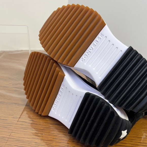 Converse Black and White High-Top Platform Sneakers . Size 5. - Picture 5 of 7